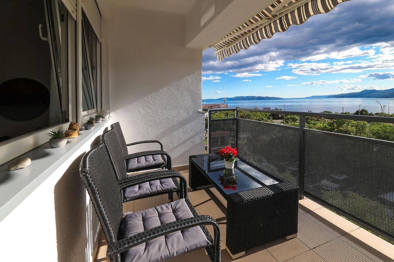 Apartment Leon - Sea View Rijeka Luaran gambar